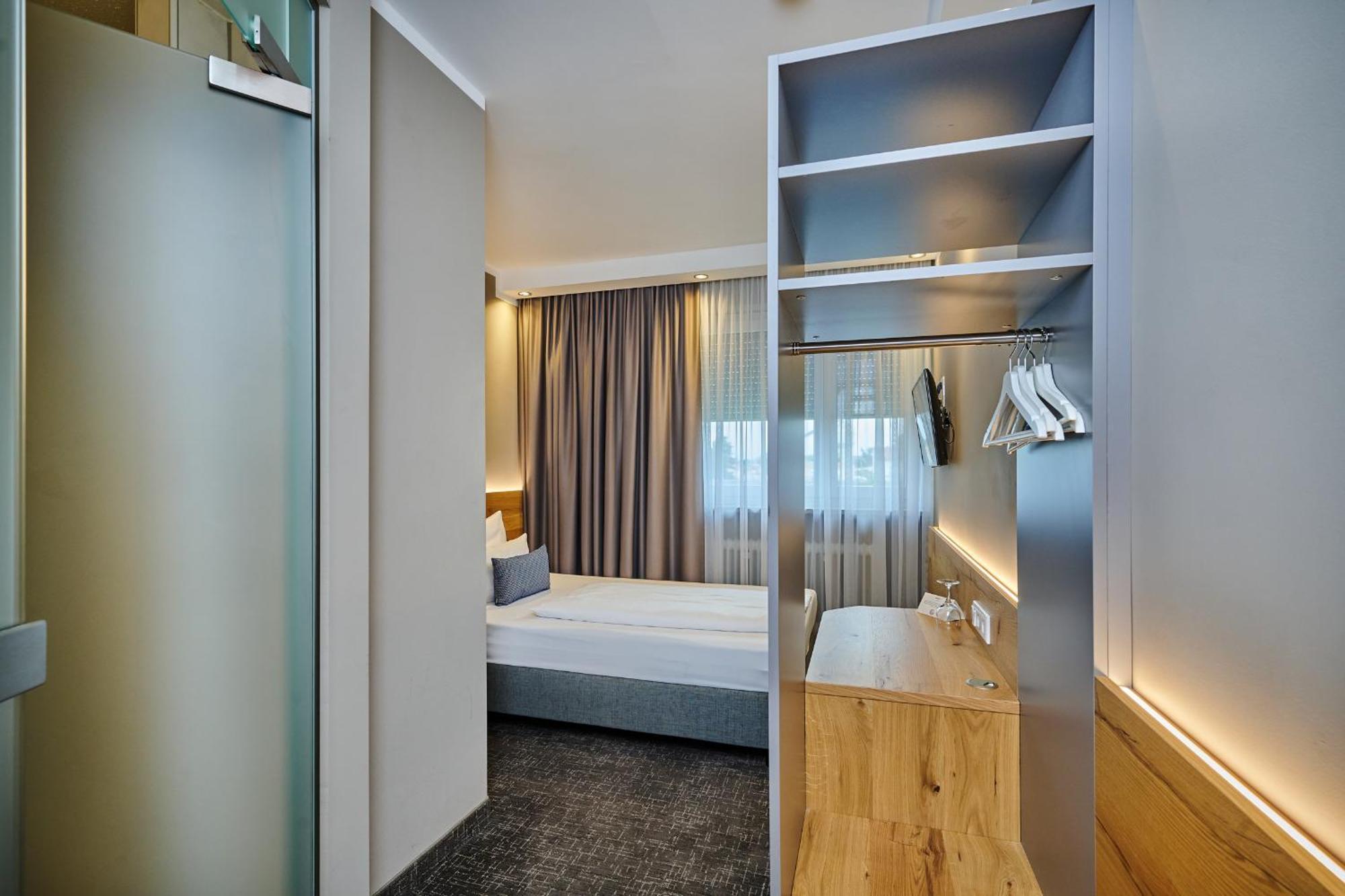Hotel Westend 3*